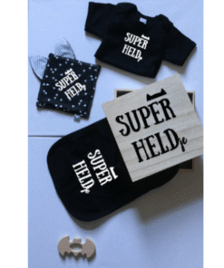 geboortebox superheldje slab kraamkado romper